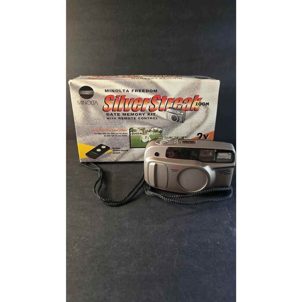 Vintage Minolta Freedom Silver Streak Zoom 35mm Film Point Shoot Camera Remote
